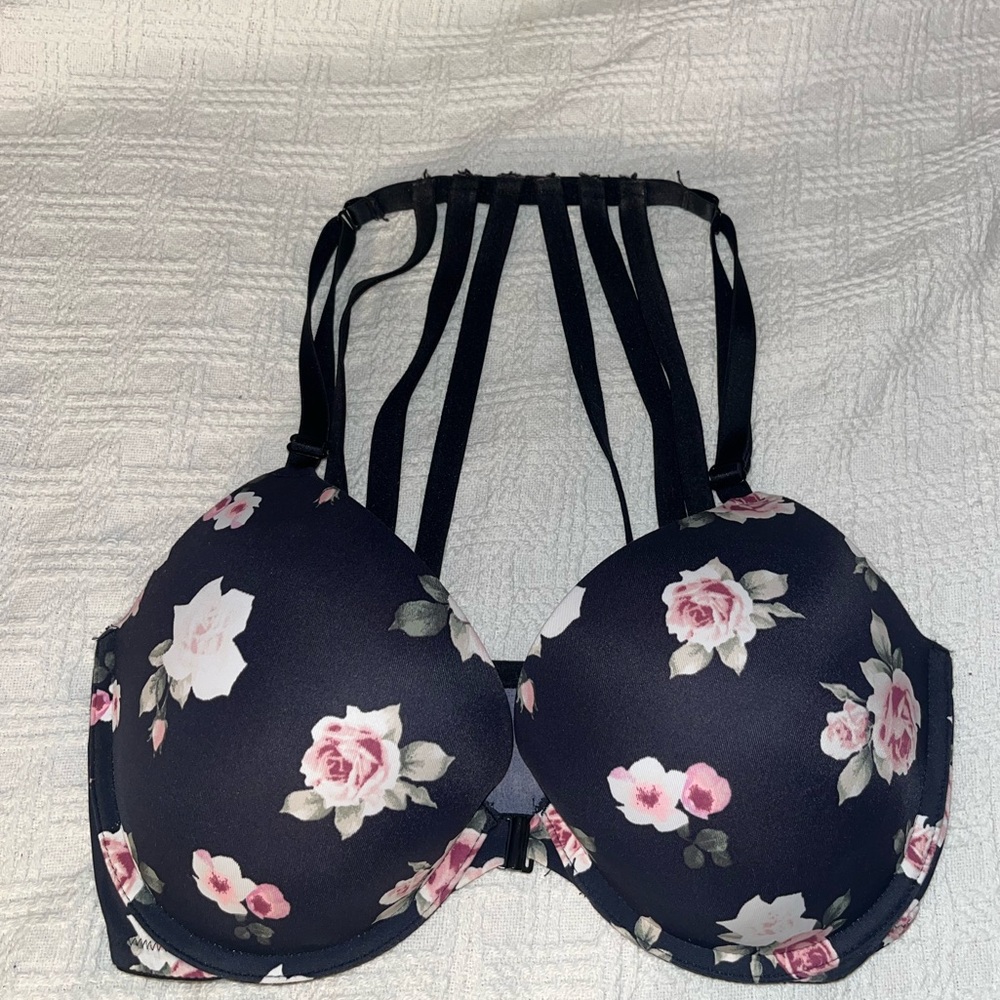 PINK Victoria's Secret Navy Floral Wear Everywhere Push-Up Bra 32DD - GUC